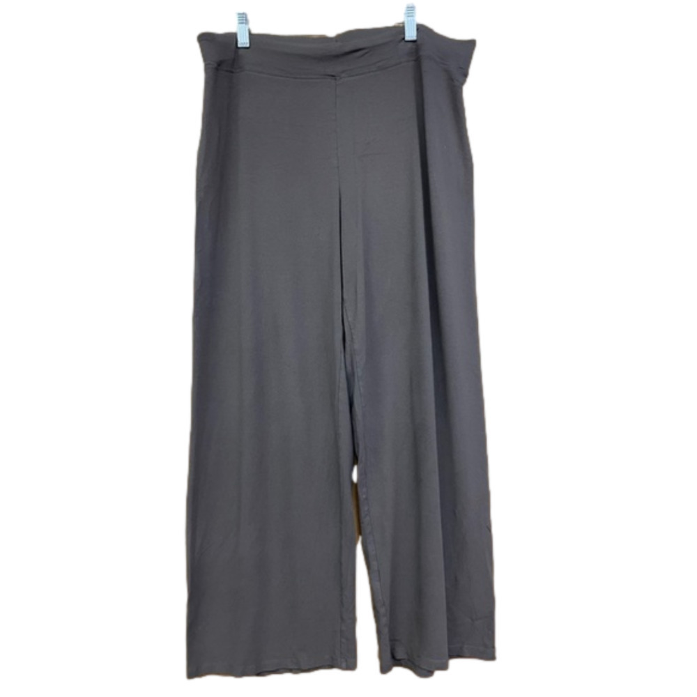 EILEEN Fisher capris